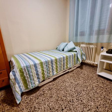 Apartamento Montse Saragossa Zewnętrze zdjęcie